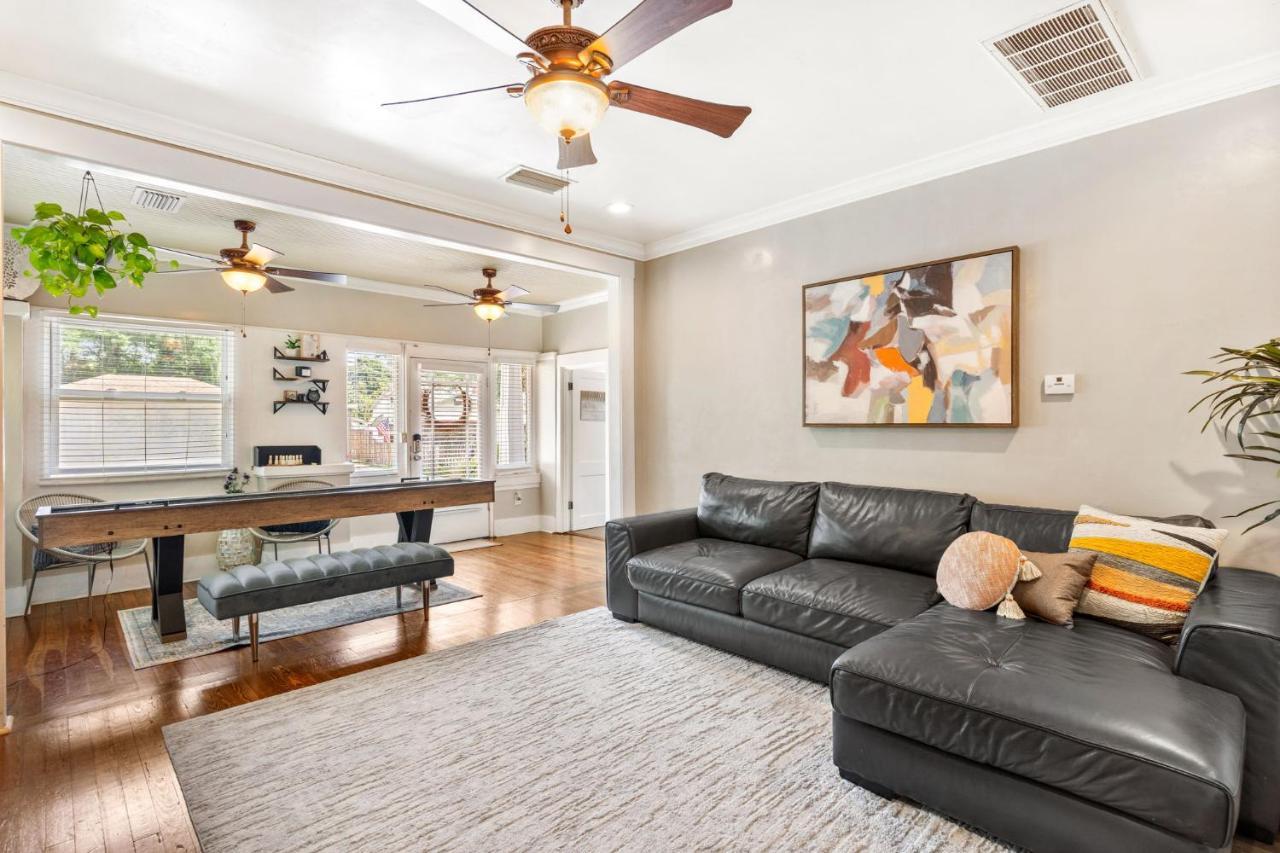 טאמפה Four Different Options At One Great Location-- 1 - Spacious 3 Bed 2 Bath House Or 2- 2Nd Floor 2 Bed 1 Bath Guesthouse Or 3- 1St Floor Studio Or 3- A Tiny Home Rv מראה חיצוני תמונה